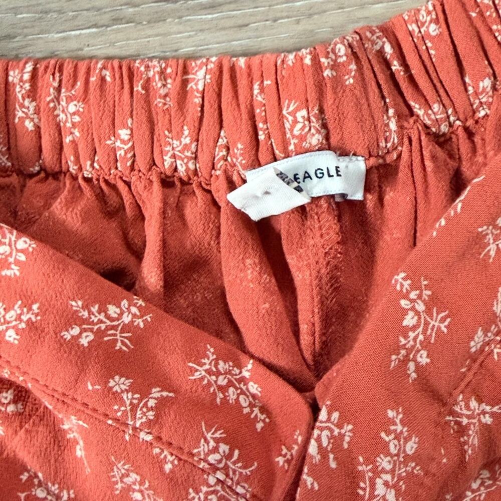 American Eagle Rust Orange Floral 2 Piece Set top and Cropped Pants Size Small - Picture 2 of 5